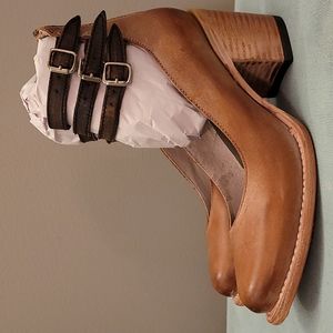 Freebird BNIB Sz 7 Dusty Rose BNIB